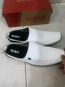 sepatu selop putih / sepatu selop pria / sepatu bustong putih / sepatu selop habib bahar bagus lembut dan nyaman