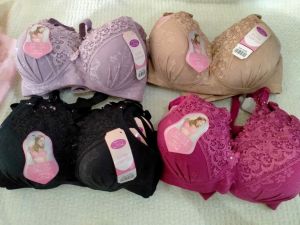 Bra Fashion Embos Tampa kawat / BH Teli 1883 / bra kait tiga dan busa tipis