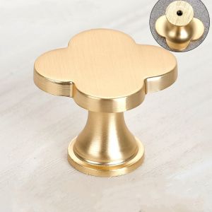 Zinc Alloy Cabinet Handle Daun Semanggi Single Hole Pull Gold Anti-rust for Kitchen Wardrobe Pintu Laci Nordic Luxury