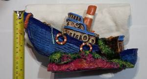 jack ship decoration to your aquarium random colors