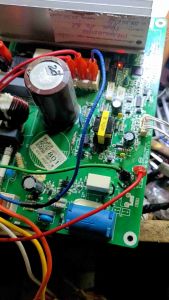 Bo dàn nóng điều hòa Aqua invecter bóc máy đẹp như mới model KRV10TK và kNV13BN