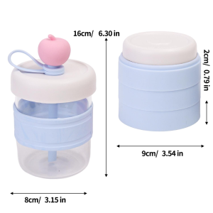 Leakproof Straw Water Bottle Built-in Ice Cube Tray / Simple Press Design Easy Take Out Ice Cubes / Freezer Safe Reusable Ice Making Container / Ideal Chilling Bottle for Whiskey Iced Coffee Smoothies and Daily Cold Drinks