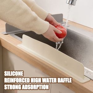 GIGBM Soft Silicone Water Baffle Household Suction Cup Base Water Blocking Board Water Device Reusable Sink Flap Block Protect Clothes