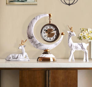 European Style Retro Desktop Table Clock Moon Statue Desk Clock Creative Mute Ceramics Crafts Clock