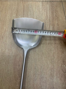 Sạn xào inox cán gỗ chuyên dùng cho bếp công nghiệp