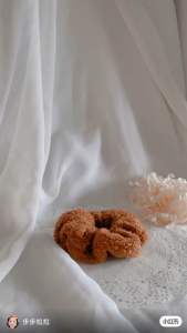 Ready Stock Fashion 12cm Colourful Plush Scrunchies Ponytail Hair Ties Hair Accessories时尚大方毛绒大肠圈简单实用马尾发圈少女系发绑发绳发饰头饰