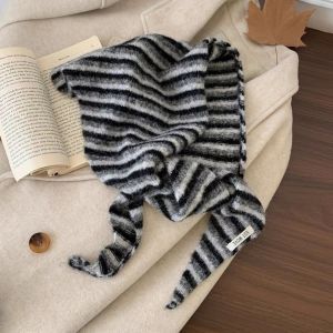 JON09 Faux Wool Knitted Triangle Scarf Soft Warm Warm Neck Scarf Chic 2 in 1 Striped Headscarf Winter