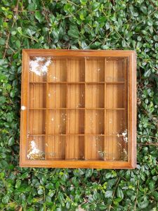 กล่องพระเครื่องไม้สัก 20 ช่อง กล่องเครื่องประดับ หู กำไล จิวเวลรี่ อัญมณี จี้ห้อยคอ เข็มกลัด สะสมพระ พระพิฆเนศ พระปิดตา พระสมเด็จ หลวงพ่อรวย หลวงพ่อพัฒน์ หลวงพ่อโสธร หลวงพ่อเงิน ท้าวเวชสูวรรณ ของขวัญวันเกิด ทำบุญขึ้นบ้านใหม่ 📌