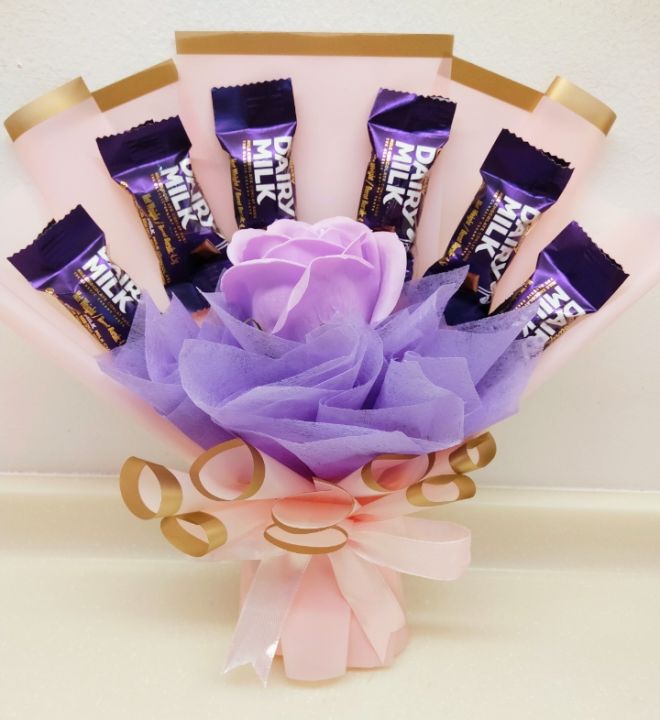 Shop Cadbury Dairy Milk Chocolate, Ideal for Gifting, Birthday Gift,  Dessert 180g – Sobokart