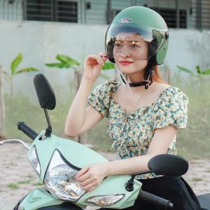 Mũ bảo hiểm có kính Chính hãng GRO cao cấp - Màu đỏ mận(đỏ đô)