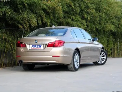 Suitable for BMW Paint Touch-up Pen Original Ore White Carbon Black Special X1 X3 X5 3 Series 5 Series Car Paint Scratch Repair