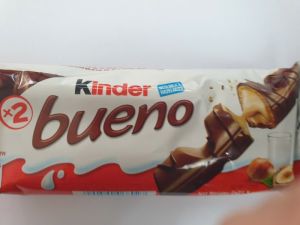 Bánh Chocolate Nhân Hạt Dẻ Kinder Bueno 43g (Gói 2 Thanh) nhập khẩu Mỹ