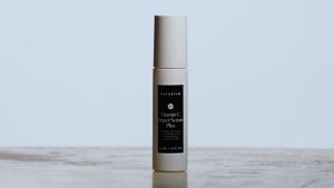 Serum Vitamin C Naturium Super Plus Chăm sóc da mặt mịn màng cộng thêm Retinol Axit Hyaluronic Niacinamide & Axit Salicylic 1 oz