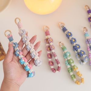 EFSGD พวงกุญแจรูปกุญแจ เชือกเคสโทรศัพท์ Boho สีไล่ระดับสี สายรัดข้อมือโทรศัพท์ สายคล้องโทรศัพท์มือถือ พวงกุญแจดอกเดซี่ แฟชั่นสำหรับผู้หญิง สีสันสดใส กำไลข้อมือถักโครเชต์ ตกแต่งกระเป๋าเป้สะพายหลัง