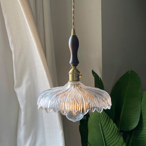 Ceiling lamp โคมไฟเพดานโคมระย้าแก้วทองเหลืองโคมไฟ LED ร้านอาหาร บาร์ คาเฟ่ โคมไฟบ้าน หลากหลายรูปแบบ