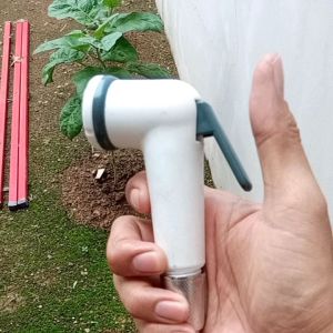 Kepala Sower Cebok: Mengenal Jet Shower Kloset