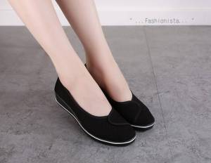 รองเท้าผ้าแคนวาส พยาบาล สีขาว สลิปออน พร้อมส่ง รองเท้าสลิปออน รองเท้าสวม รองเท้าคัชชู คัชชู รองเท้าพยาบาล