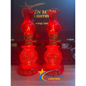 Đèn dầu dùng pin AA hình thỏi vàng và túi t.iền cao 20cm ánh sáng đỏ (chưa bao gồm pin)