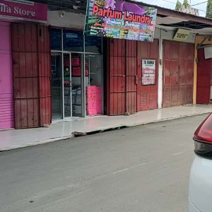 pewangi laundry 1 liter