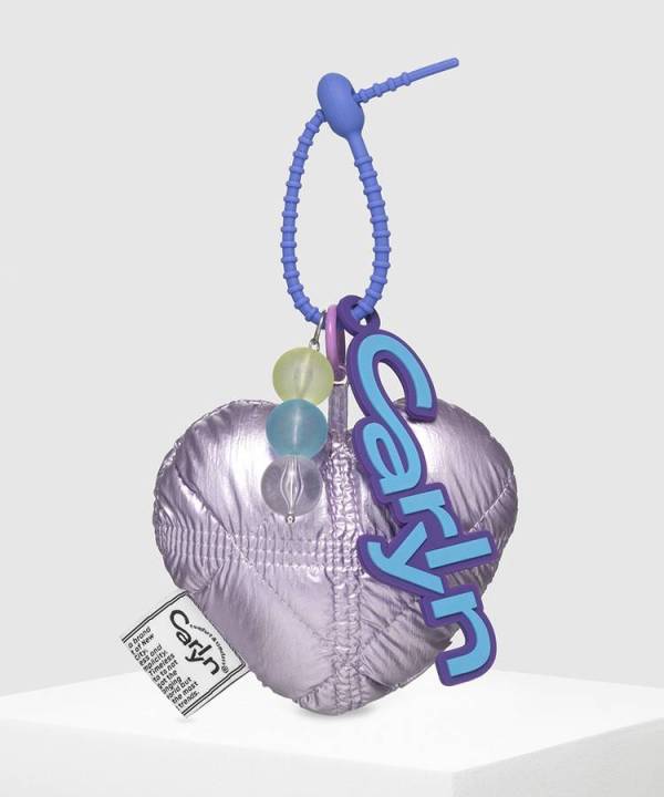 สินค้าของแท้100% พร้อมส่ง] Carlyn Cotton heart bag charm