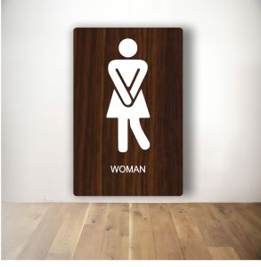 SIGN TOILET MOTIF KAYU PAPAN PETUNJUK WC DARI AKRILIK MOTIF KAYU