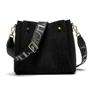 CH Autumn Winter Classic Crossbody Bag Brand Temperament Fashionable Casual Large Capacity Womens Shoulder Bag2026