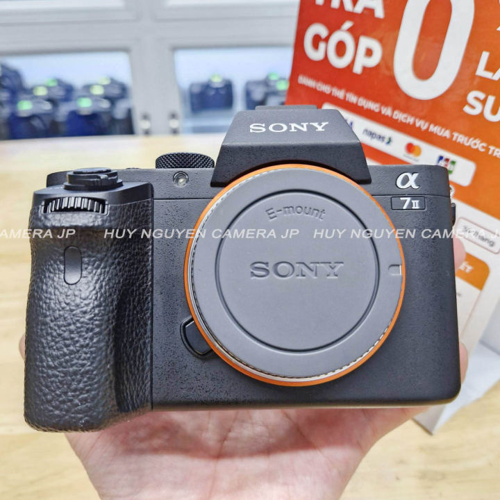 MÁY ẢNH SONY A72  ĐẸP 99%  như mới WIFI, 688 shot, ống kính Sony 28 70 OSS Sony a7 ii, sony a7 mark 2 . Màn hình lật. truyền ảnh qua đt.
