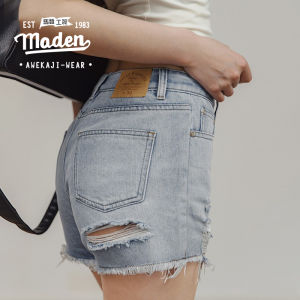 MADEN brand workwear style girls beach vacation 2024 summer new light colored distressed jeans slimming spicy girl hot pants with fur edge design versatile short zippered shorts