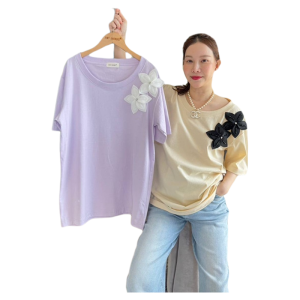 New in เสื้อยืดสีน่ารักลายแต่งดอกไม้เกษรเพชร ดูดี เรียบหรูหรา หวานเบาๆ อก46 ยาวคุมสะโพก แมตช์ได้หลายลุค E84-Tinysherbet