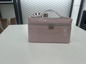 Cross-Border LP19 Crocodile-patterned lunch genuine leather shoulder bag crossbody bag stylish handbag high-end lightweight versatile small square bag