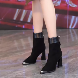 Korean-style High-heeled Boots Soft Leather Back Zipper New Pointed Toe European Style Chunky Short Boots