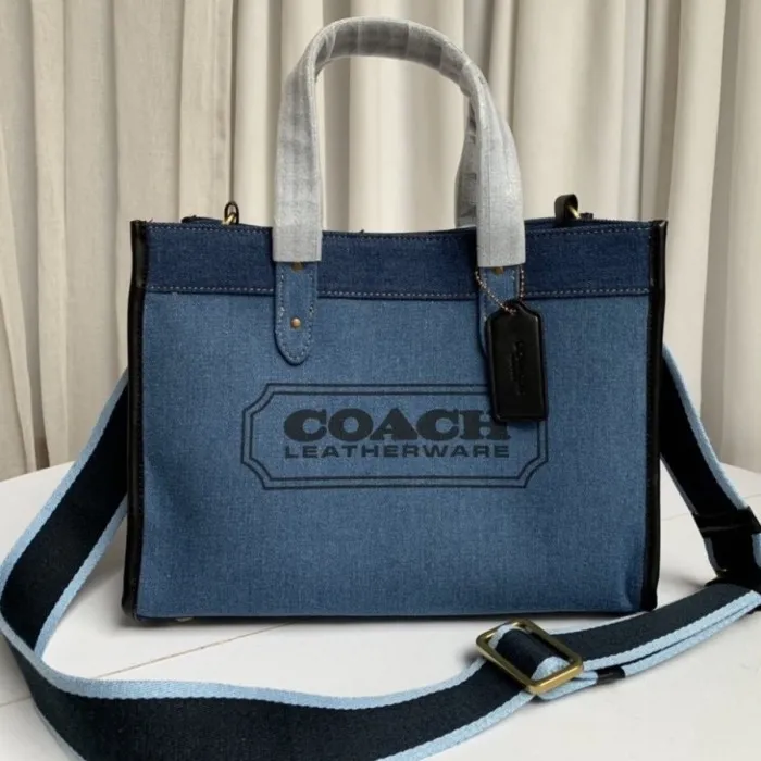 Tas outlet coach tote