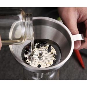 Phễu Inox 304 Lọc Cặn 13cm – Phễu Rót Dầu Ăn Mật Ong Nước Mắm Siro Nước Ép Vào Chai Lọ Gọn Gàng