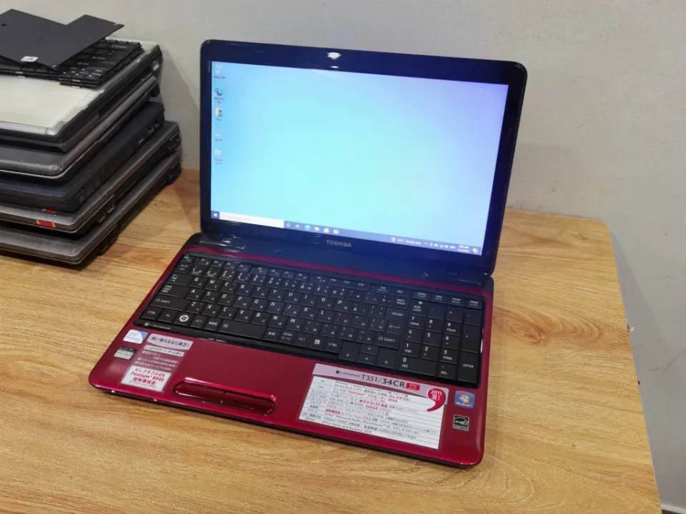Laptop Toshiba Dynabook T351 Red LED 15.6inch ( Intel