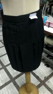 กระโปรง นักเรียน ทรง แคบ /มีกระเป๋าลับ/ใส่เข้ารูปซิปซ่อน/ดํา/กรม/กรมเข้ม /ความยาวแจ้งแม่ค้าได้เลยค่ะ