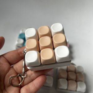 TCBSC8183 DIY Keyboard Fidget Keychain Keycap Keys Button Clicker Toy  4/9Keys Finger Keyboard Cap Adult