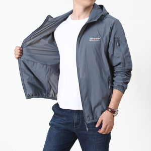 FUGUINIAO Thin Jacket Mens Summer Outdoor Quick-drying Sunscreen Jacket Mens Womens Hooded Jacket Sports Windbreaker Ultra Light Jacket