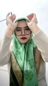 HIJAB SEGI EMPAT VIRAL / JILBAB MOTIF KATUN VOAL PREMIUM LASERCUT FINISHING TERBARU DAN TERLARIS