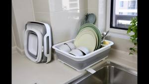 Collapsible Dish Drainer with Drain Plug and Swivel Spout Space-Saving Portable Dish Rack for Kitchens RVs Campers and Travel Trailers
