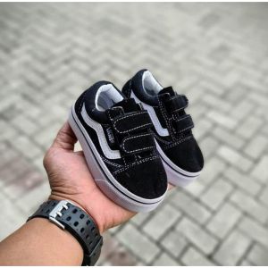 Sepatu anak model tali sneakers kanvas laki perempuan terbaru murah tidak licin cewek cowok sekollah