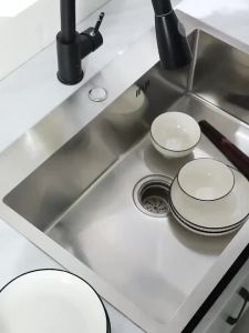 Dish Drain Storage Storage Pack Dish Drying Racks Iron Kitchen Utensils Storage With Spout Drain Basket Kitchen Accessories2026