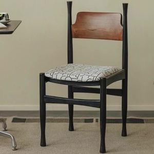 Sacesr Solid Wood Dining Chair Modern Simple Relaxing Chair Luxury Relaxing Elegant Chairs Home Dining Room Furniture Decorative Chairs 5Y6Z3