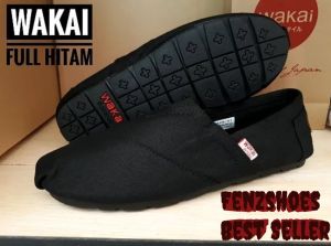 Fenzshoes - SEPATU SLIP ON PRIA WANITA WAKAI FULL BLACK TERBARU