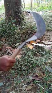 Pande Jawa Cap 11 Arit Rumput Baja Asli Super Tajam Sabit Rumput Isen Sepuh Tua Bukan Per Madura Paling bagus Original Ori Tembus Asli Jawa Timur Bukan Madura dan wonosobo juga bukan pande Garut Barat size Sedang no Tebal