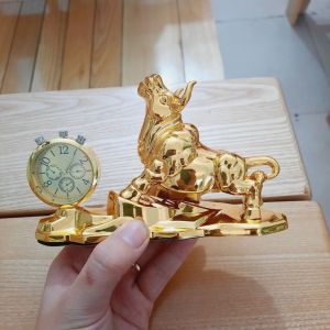 Tượng trâu vàng đính đá có đồng hồ và nước hoa trang trí phong thủy nhà cửa hoặc đặt taplo ô tô