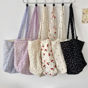 PICKIT ดอกไม้ กระเป๋าสะพาย ความจุขนาดใหญ่ ทุกการแข่งขัน กระเป๋าถือใต้แขน สดใหม่ กระเป๋าสะพายข้าง