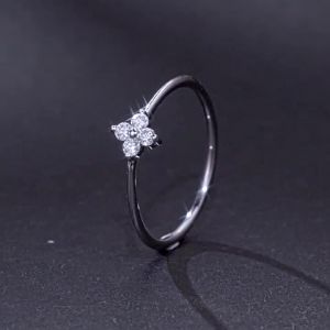 925 Thai Silver Inlaid Four Leaves Clover Zirconia Flower Ring for Women Simple Elegant Good Luck Anniversaries Jewelry Gift