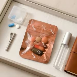 100Pcs Portable Medicine Bags Aluminum Foil Ziplock 6x8cm Moisture Proof Light Blocking for Pills Supplements Small Items Organization