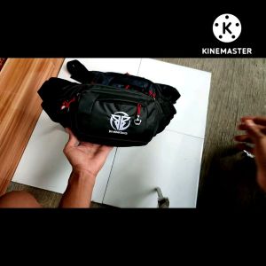 Tas Selempang Logo Bordir Brother Born Waistbag Pria: Tas Selempang Multifungsi & Aksesoris Pria Gaya Kasual