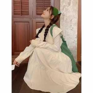 DRESS LENGAN PANJANG PUNDAK RENDA